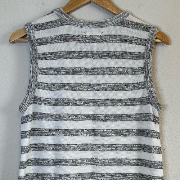 Lou and Grey Sleeveless Gray White Striped Longline Sweater Tank Top Size Medium - Picture 6 of 10